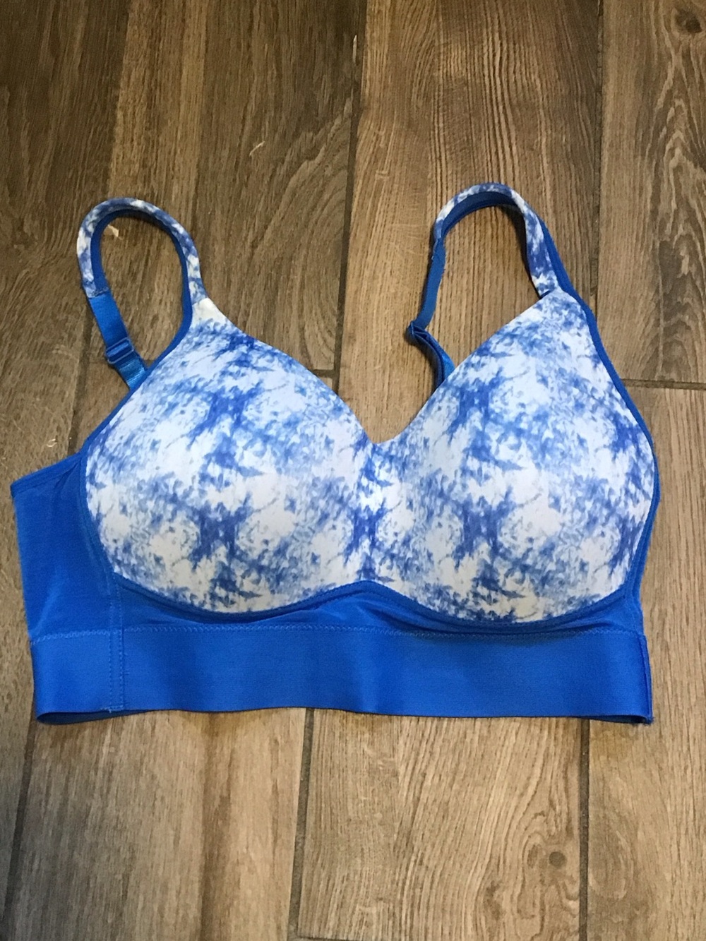 Rhonda Shear Blue & White Tie-Dye Wireless Sports Bra
